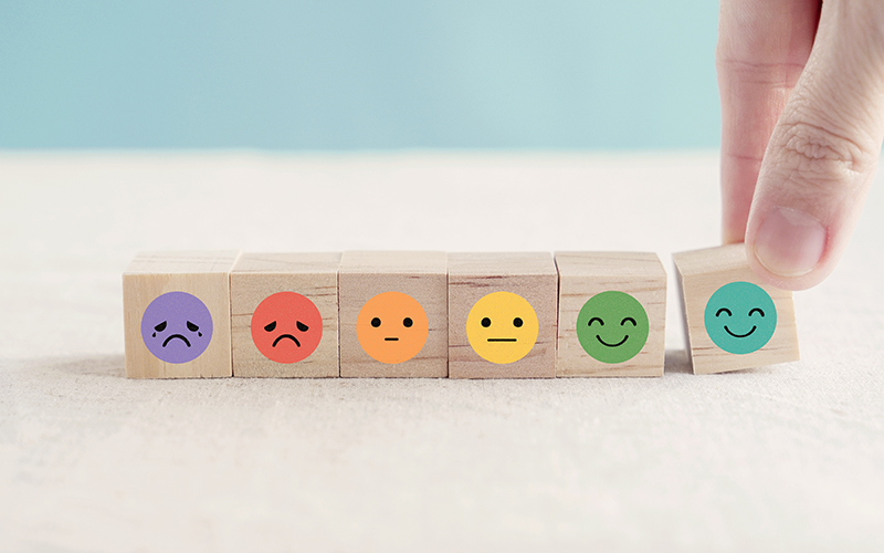 Schmerz_AdobeStock_493864503_800x500